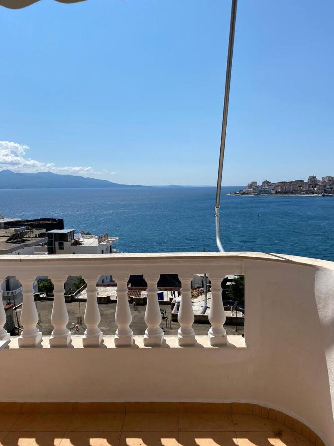 Sun & Sea Apartment Saranda Esterno foto